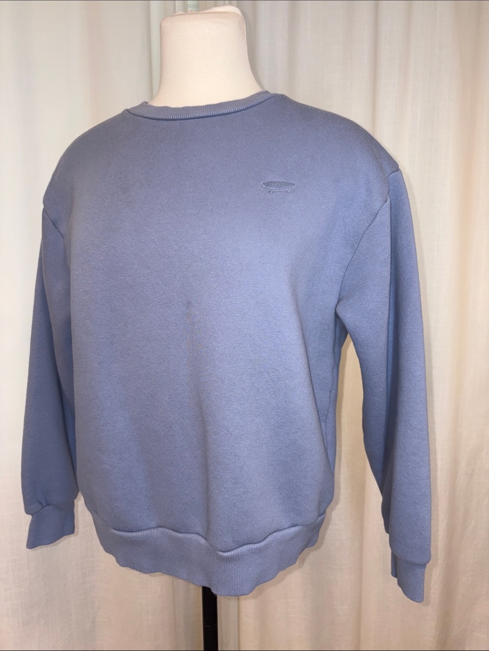 Vans Classic Crewneck in Dusty Blue